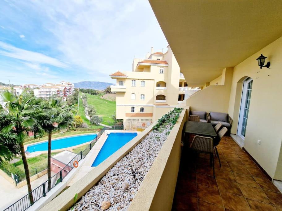 Apartmán Royal Golf View: 2Br, Pools & Ac Sitio de Calahonda Exteriér fotografie