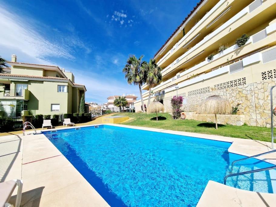 Apartmán Royal Golf View: 2Br, Pools & Ac Sitio de Calahonda Exteriér fotografie