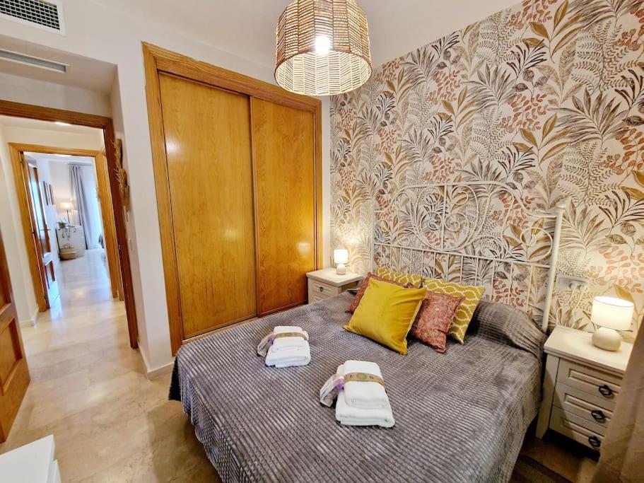 Apartmán Royal Golf View: 2Br, Pools & Ac Sitio de Calahonda Exteriér fotografie