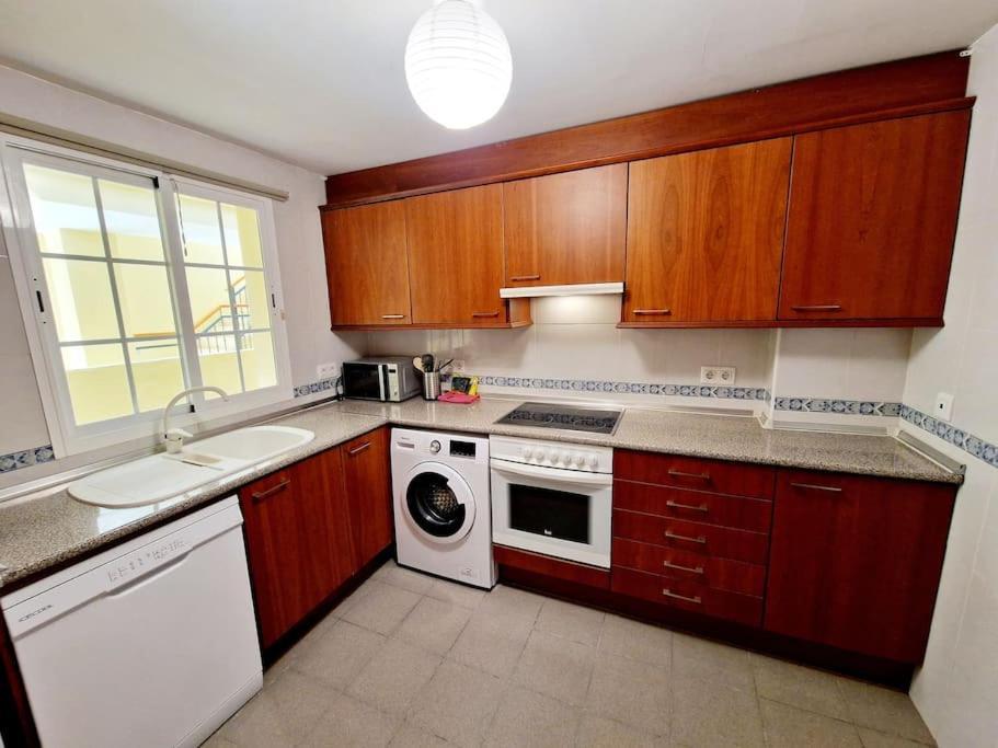 Apartmán Royal Golf View: 2Br, Pools & Ac Sitio de Calahonda Exteriér fotografie